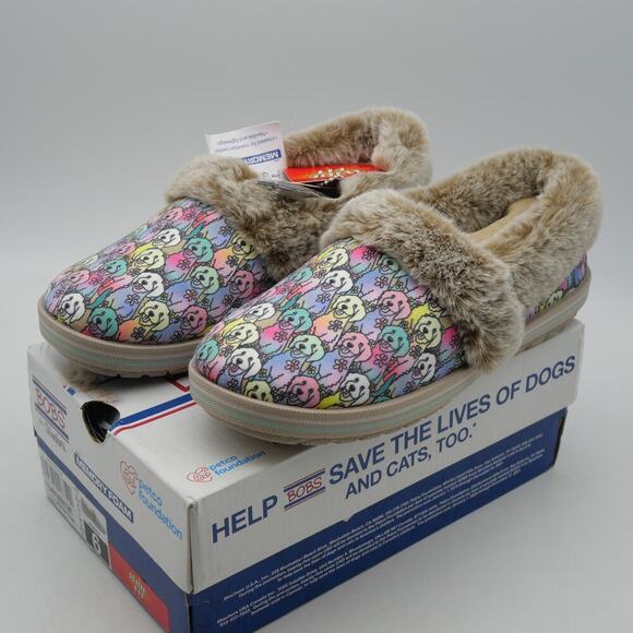 NEW Skechers Bobs Women's 6 Wide Too Cozy Doodles Dogs Slippers Indoor Outdoor - Picture 1 of 10